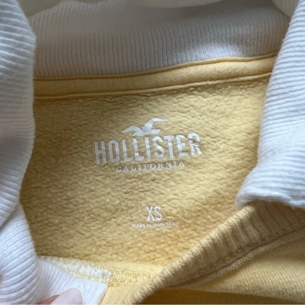 Yellow Preppy Hollister Sweatshirt - Picture 6 of 6
